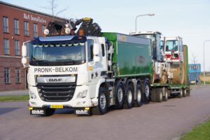 2 DAF_10x4_Quadro_Pronk met 2x Wals lv 1