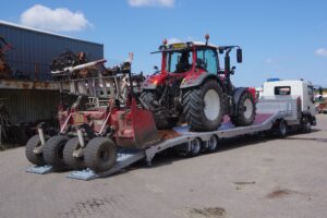 XB-trekker met 10,5m semidieplader 716 laden 7 1 MB